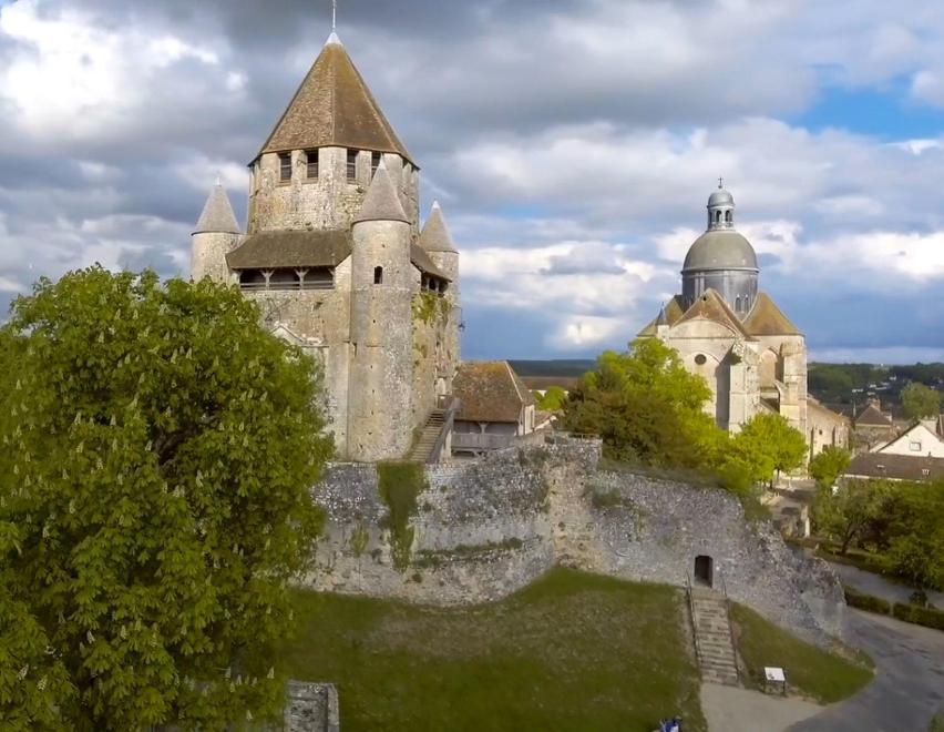 Villa Ancien corps de ferme Provins Exterior foto